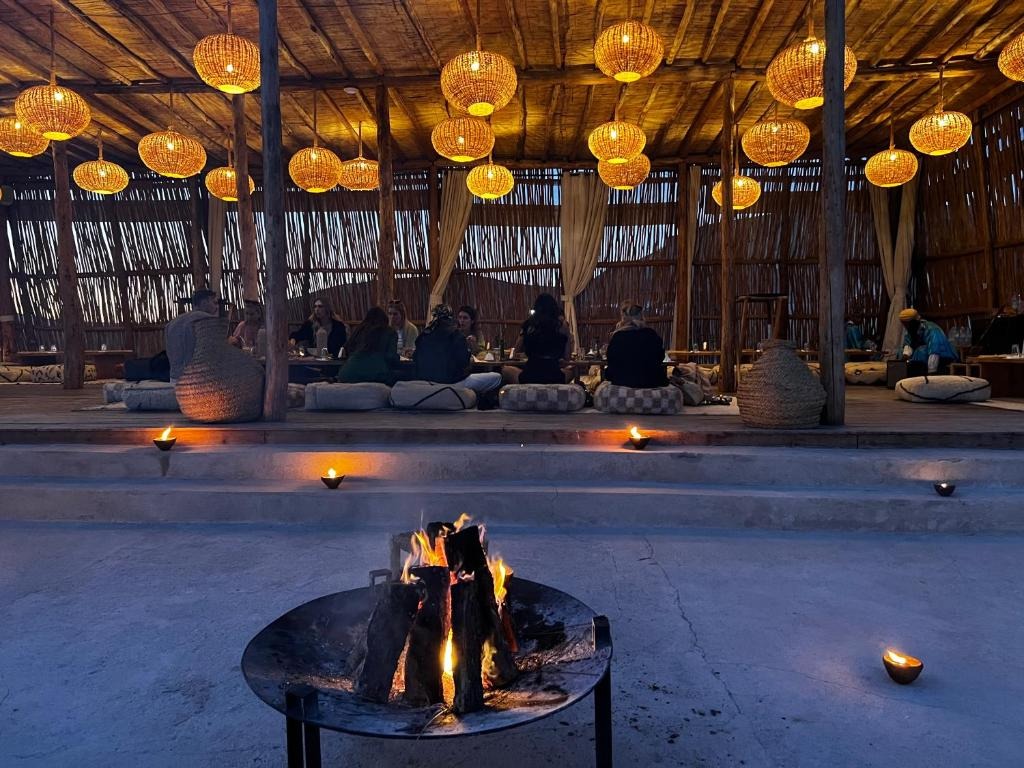 Lodge élégant et piscine d'Alkamar Camp